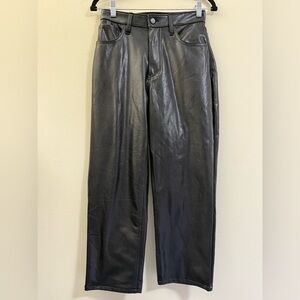 NWT Abercrombie Ultra High Rise Ankle Straight Pants Curve Love -‎ 28s